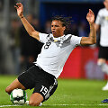 Leroy Sane nepateko į galutinę Vokietijos rinktinės sudėtį.