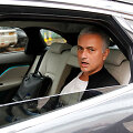 Antradienį atleistas Jose Mourinho palieka savo apartamentus Mančesteryje.