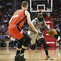 Domantas Sabonis ir Jamesas Hardenas