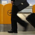 &bdquo;Lufthansa&ldquo; dėl streiko at&scaron;aukė tūkstančius skrydžių.
