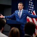 Pete'as Hegsethas / ANDREW HARNIK / Getty Images via AFP