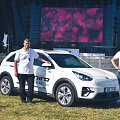 Vitoldas Milius ir Dainius Jakas pasiekė naują rekordą &ndash; Lietuvos perimetrą elektromobiliu &bdquo;Kia e-Niro&ldquo;