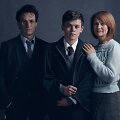 Harį Poterį, jo sūnų Albą ir žmoną Džinę spektaklyje vaidins Jamie Parkeris, Samas Clemmettas ir Poppy Miller