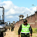 Bolivijoje policijai puolant kalėjimą žuvo septyni kaliniai
