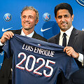 Luisas Enrique ir PSG bosas Nasseras Al-Khelaifi