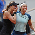 Kristina Mladenovič ir Caroline Gercia
