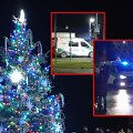Policijos automobilis su Kalėdų Seneliu