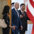 JAV prezidentas Joe Bidenas ir Kinijos prezidentas Xi Jinpingas G-20 susitikime Balyje