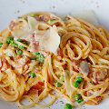 Prosciutto ir žirnelių makaronai