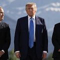 D. Trumpas / Mark Schiefelbein / AP