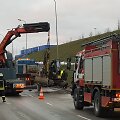 Avarija Klaipėdoje: vilkikas vežė traktoriuką ir &scaron;io strėlė užkliuvo už tilto