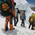 At&scaron;aukus draudimą prasidėjusios ekspedicijos į Everestą pažymėtos mirtimi