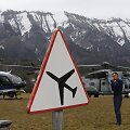 Prancūzijos gelbėtojai netoli vietos, kur sudužo oro skrydžių bendrovės &bdquo;Germanwings&ldquo; lėktuvas &bdquo;Airbus A320&ldquo;