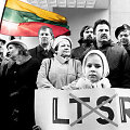 Mitingas prie Lietuvos Respublikos Auk&scaron;čiausiosios tarybos-Atkuriamojo Seimo rūmų, remiantis Lietuvos nepriklausomybę