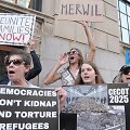 Protestuotojai reikalauja paleisti sulaikytus venesueliečius / Jimin Kim / ZUMAPRESS.com