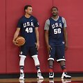 Stephenas Curry ir Johnas Wallas
