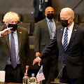B.Johnsonas ir J.Bidenas