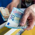 Banknotų iliustracijos
