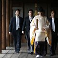 Japonijos ministras pirmininkas Shinzo Abe Jusukunio &scaron;ventykloje