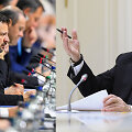 Ukrainos prezidentas Volodymyras Zelenskis ir Rusijos vadovas Vladimiras Putinas