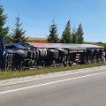 Tel&scaron;ių rajone apvirto neblaivaus baltarusio vilkikas su alkoholio kroviniu