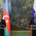 Rusijos užsienio reikalų ministras Sergejus Lavrovas ir Azerbaidžano užsienio reikalų ministras Jeyhunas Bajramovas