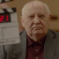 Kadras i&scaron; filmo &bdquo;Herzogas / Gorbačiovas&ldquo;