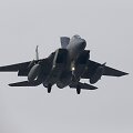 Naikintuvas F-15. Su F-ąį JAV karinės oro paėgos &scaron;įmet i&scaron;mėgino lazerinius finklus