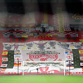 &bdquo;Liverpool&ldquo; sirgalių plakatai &bdquo;Anfield&ldquo; stadione 