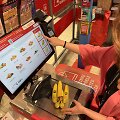 Dirbtinis intelektas savitarnos kasose atpažįsta produktus