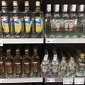 Alkoholio kainos kovo 9-ąją dieną prekybos centruose