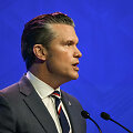Pete'as Hegsethas / JAM STA ROSA / AFP