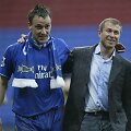 Johnas Terry (kairėje) paliks Londono &bdquo;Chelsea&ldquo; po sezono