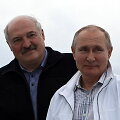 Antrąją susitikimo dieną V.Putinas su A.Luka&scaron;enka plaukiojo laivu