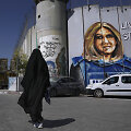 Freska, vaizduojanti nužudytą palestiniečių ir amerikiečių žurnalistę Shireen Abu Akleh