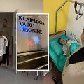 Gražina ir Juozas Butnoriai su dukra ir sūnum