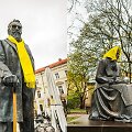 &bdquo;The Roop&ldquo; atributika papuo&scaron;tos skulptūros