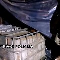 pareigunu-sekme-aptiko-didziuli-naminukes-gamybos-fabrikeli