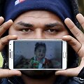 Migrantas Nazaras i&scaron; Irako rodo savo dukros Shehedos nuotrauką