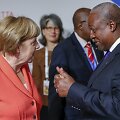 Vokietijos kanclerė Angela Merkel ir Ganos prezidentas Johnas Dramani Mahama