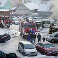 &Scaron;akiuose prie Jaunystės gatvės daugiabučio užsidegė "VW Golf" automobilis