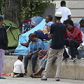 Migrantai Paryžiaus gatvėse