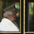 Karalienė atvyksta į Vestminsterio rūmus