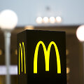 Antrą de&scaron;imtį Lietuvoje veikiantis "McDonald's" džiaugiasi kasmet augančiu pelnu ir žada naujų restoranų atidarymus