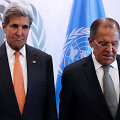 Johnas Kerry su Sergejumi Lavrovu 