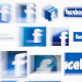 &bdquo;Facebook&ldquo; leidžia tinkle plisti įvairiausioms klastotėms, o JAV rinkėjai jomis patiki