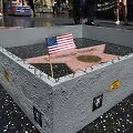 Aplink Donaldo Trumpo žvaigždę &scaron;lovės alėjoje Holivude pastatyta siena