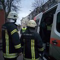 Į įvykio vietą atskubėjo medikai, ugniagesiai ir policija.
