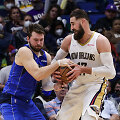 Luka Dončičius ir Jonas Valančiūnas susigrūmė dėl kamuolio