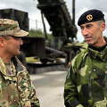 ginkluotųjų pajėgų vyriausiasis vadas generolas Mikaelis Budenas